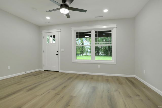 520 Madison Avenue, Evansville, IN 47713