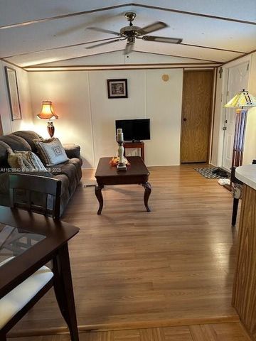 35250 SW 177th Ct 67, Homestead, FL 33034