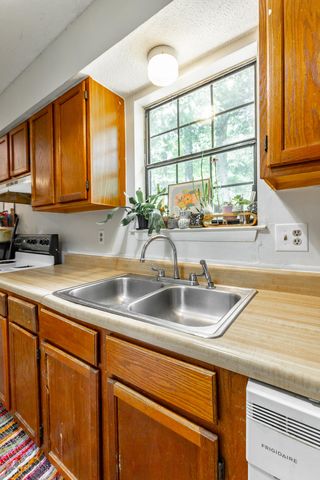 1315 Coffelt Road, Hixson, TN 37343