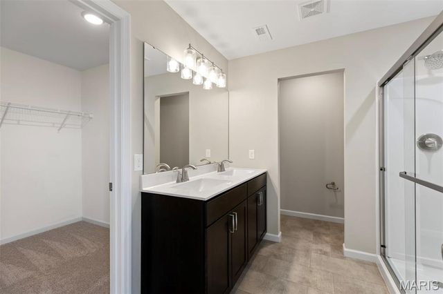 2 Burlington at River Bluffs Meadows, Florissant, MO 63031