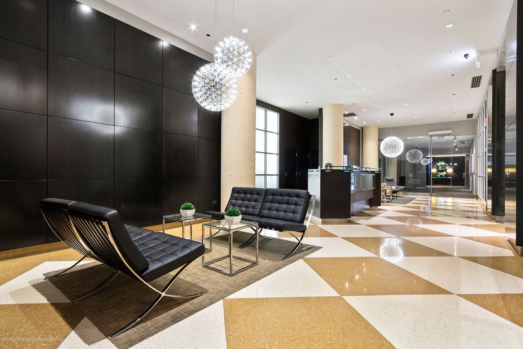 Image 4 of property listing at 900 N KINGSBURY Street 780, Chicago, IL 60610