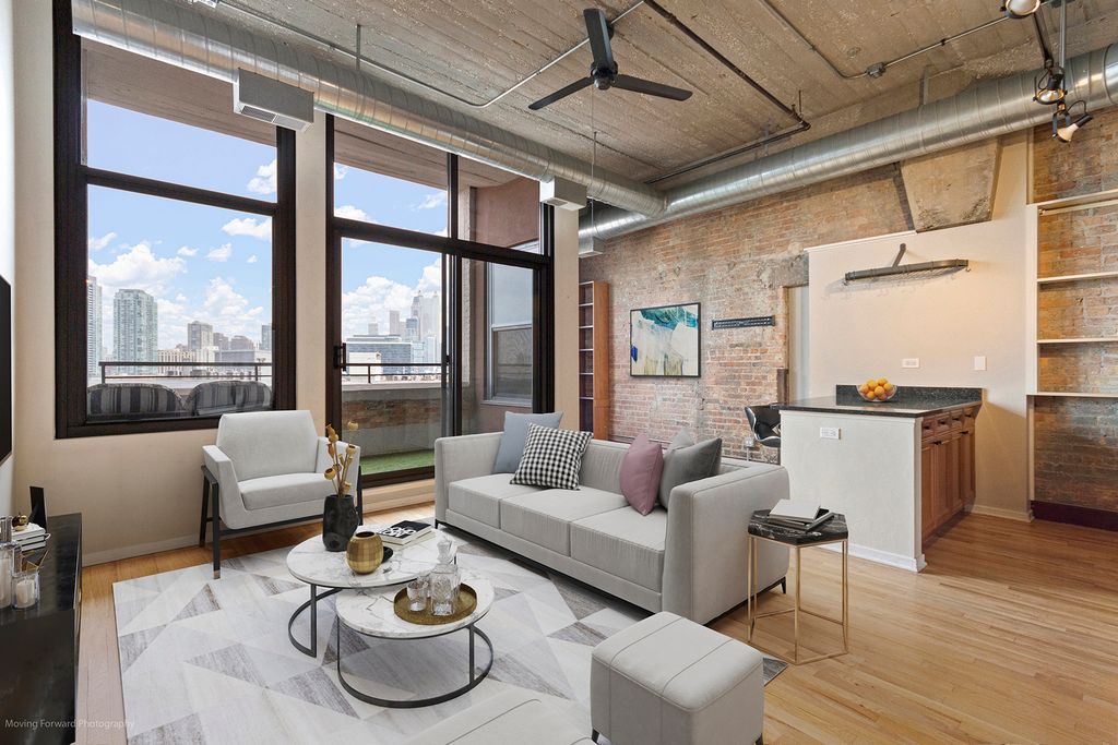 Image 5 of property listing at 900 N KINGSBURY Street 780, Chicago, IL 60610