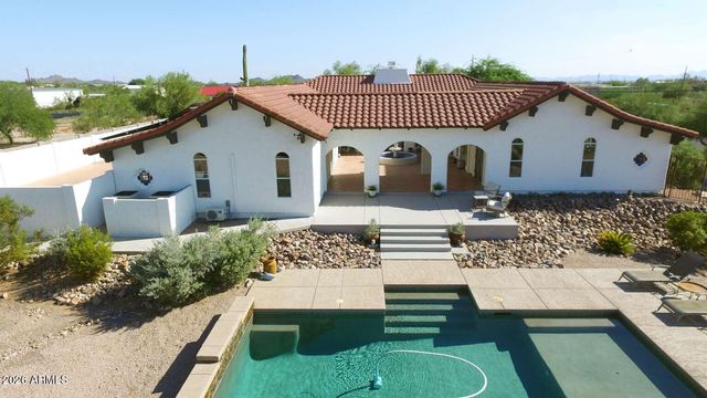 4932 E GREASEWOOD Street, Apache Junction, AZ 85119