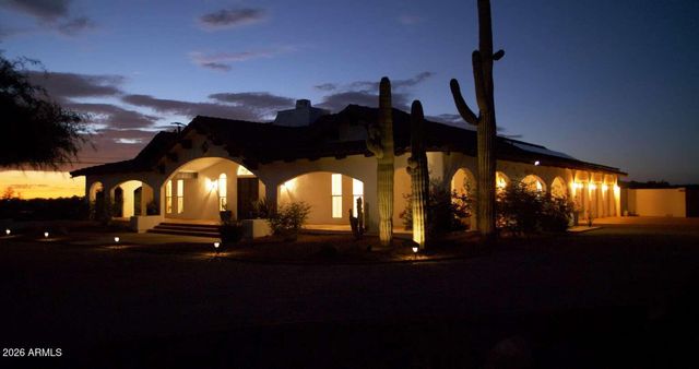 4932 E GREASEWOOD Street, Apache Junction, AZ 85119