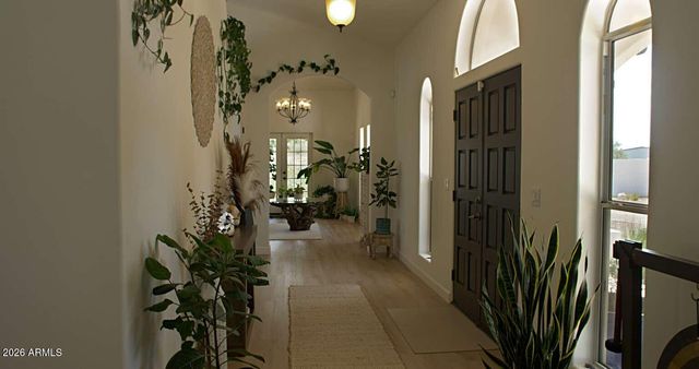 4932 E GREASEWOOD Street, Apache Junction, AZ 85119
