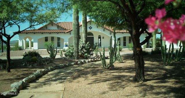 4932 E GREASEWOOD Street, Apache Junction, AZ 85119