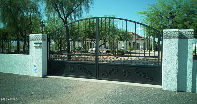 4932 E GREASEWOOD Street, Apache Junction, AZ 85119