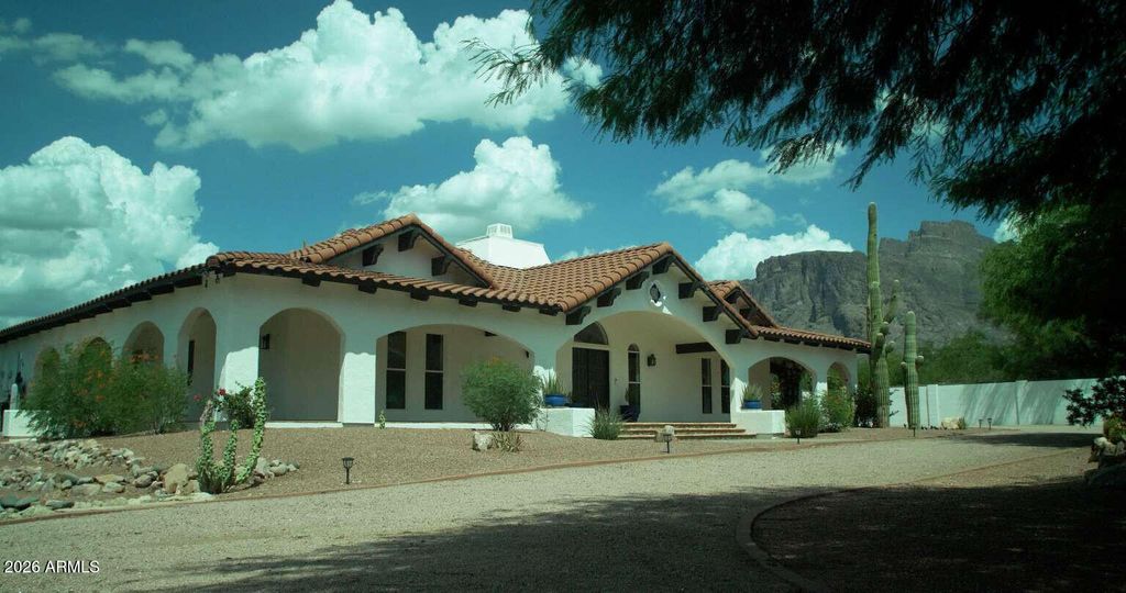 4932 E GREASEWOOD Street, Apache Junction, AZ 85119 — exterior