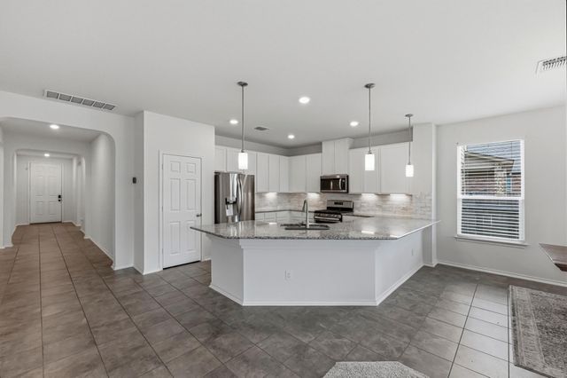 1236 Cornith LN, Leander, TX 78641