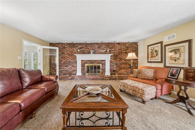 601 Lincoln Highway, East Mckeesport, PA 15035