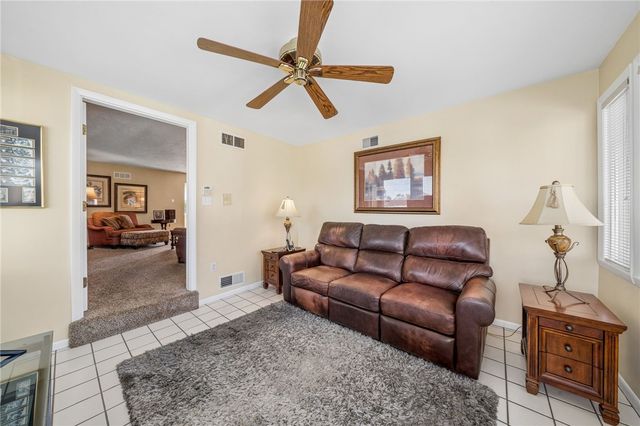 601 Lincoln Highway, East Mckeesport, PA 15035