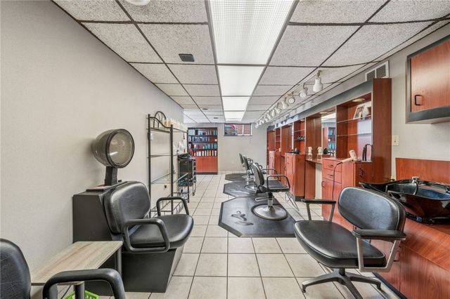 601 Lincoln Highway, East Mckeesport, PA 15035