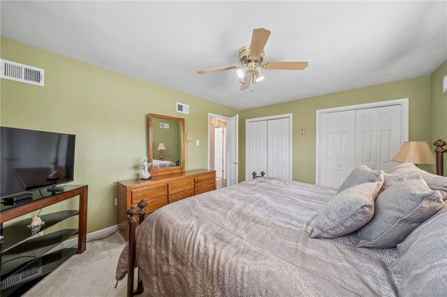 601 Lincoln Highway, East Mckeesport, PA 15035