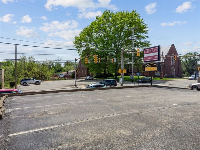 601 Lincoln Highway, East Mckeesport, PA 15035