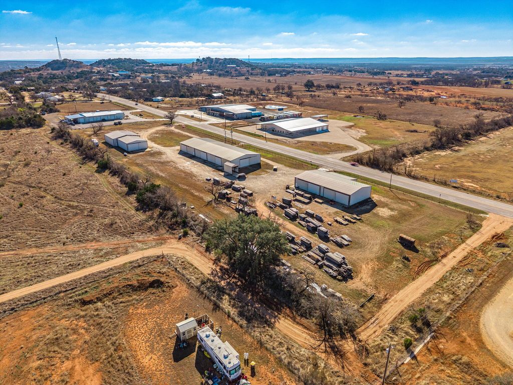 Image 50 of property listing at 2684 W Us Hwy 290, Fredericksburg, TX 78624