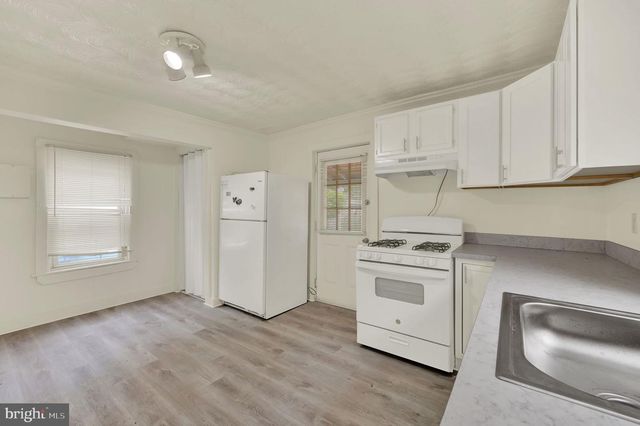 149 N QUEEN ST, Dover, DE 19904