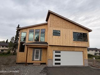 9000 Chalk Hill Loop, Anchorage, AK 99502