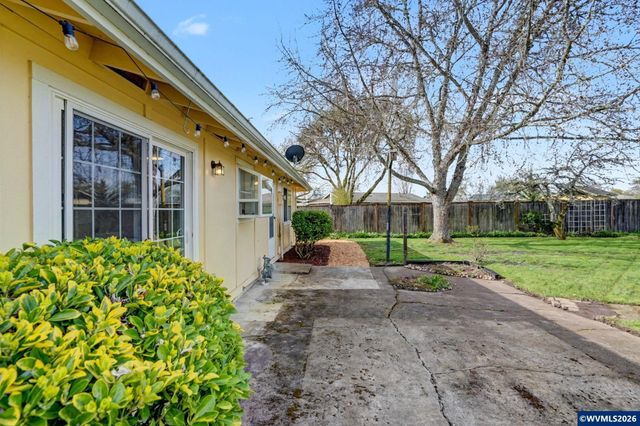 631 NE Sherwood Wy, Corvallis, OR 97330