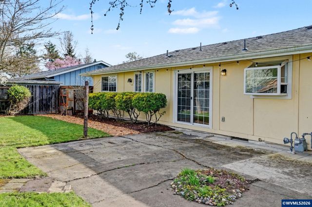 631 NE Sherwood Wy, Corvallis, OR 97330