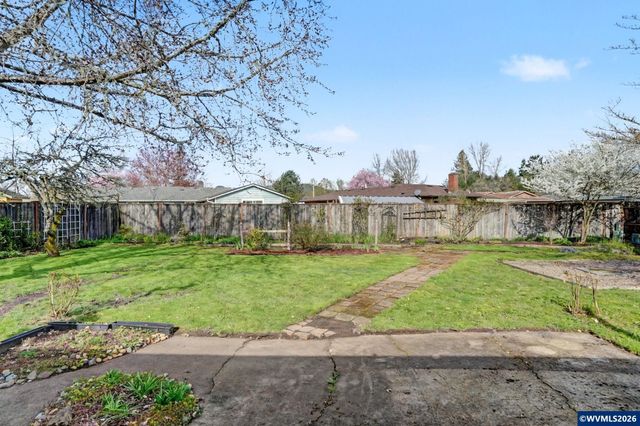 631 NE Sherwood Wy, Corvallis, OR 97330