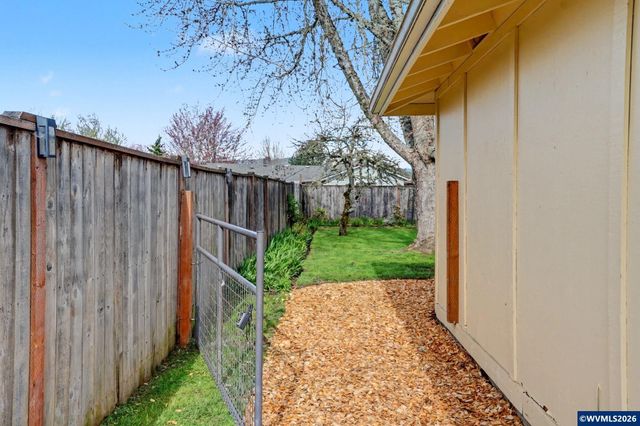 631 NE Sherwood Wy, Corvallis, OR 97330