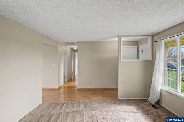 631 NE Sherwood Wy, Corvallis, OR 97330