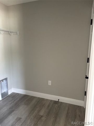 6604 N Roland Drive, Dunnellon, FL 34433