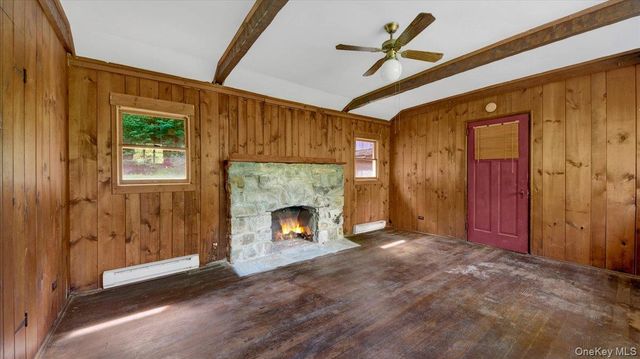 86 Dean Road, Carmel, NY 10512
