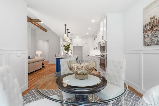 812 W Urbana Street S, Broken Arrow, OK 74012
