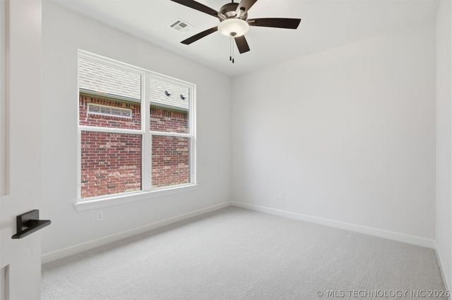 812 W Urbana Street S, Broken Arrow, OK 74012