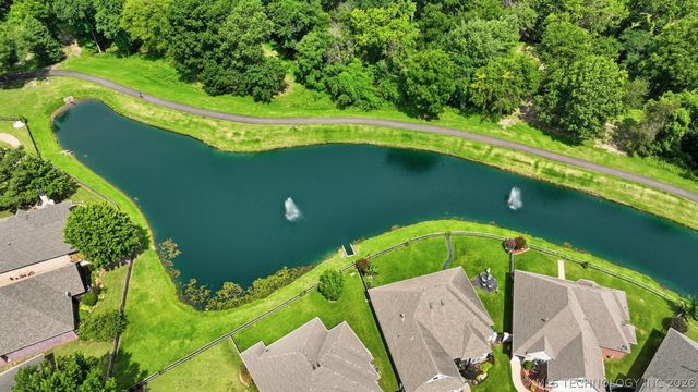 812 W Urbana Street S, Broken Arrow, OK 74012