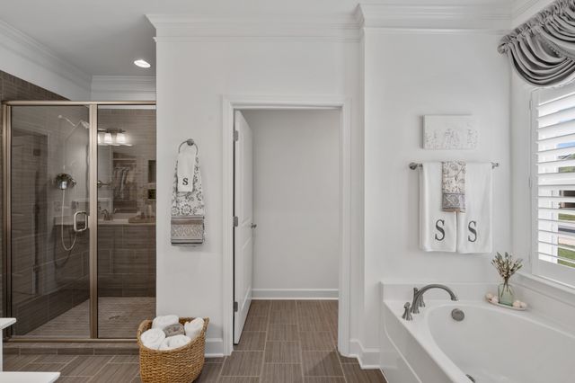 2439 Stonecenter Ln, Murfreesboro, TN 37128
