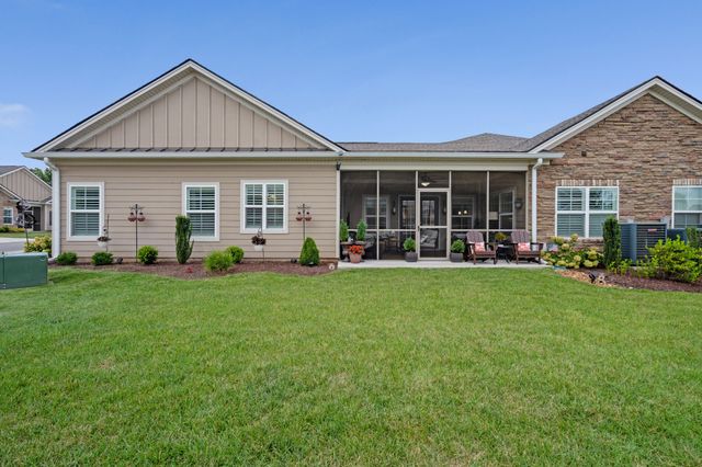 2439 Stonecenter Ln, Murfreesboro, TN 37128