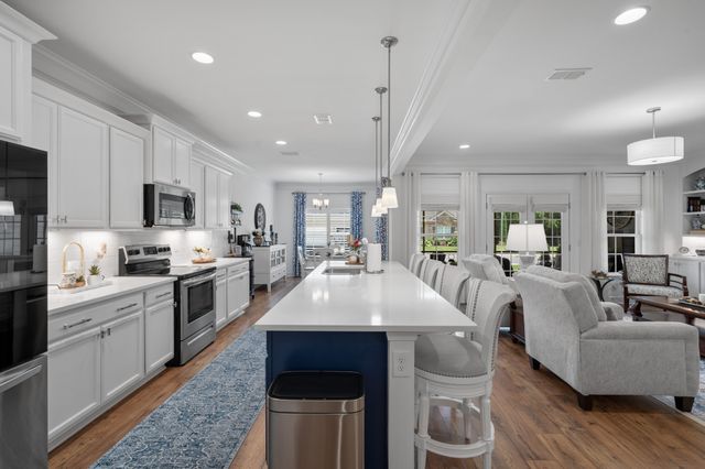 2439 Stonecenter Ln, Murfreesboro, TN 37128