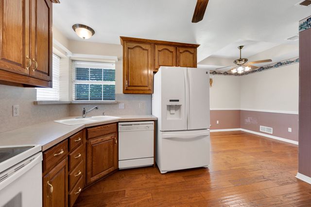 1624 Ross Drive, Midlothian, TX 76065