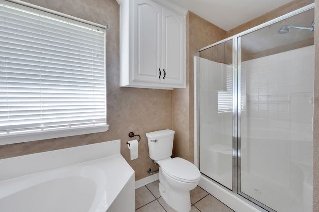 1624 Ross Drive, Midlothian, TX 76065