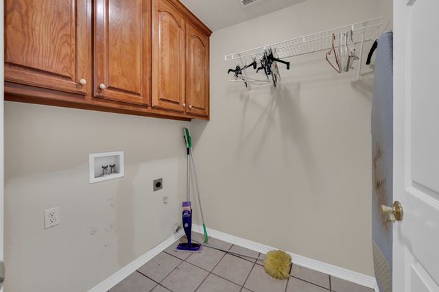 1624 Ross Drive, Midlothian, TX 76065