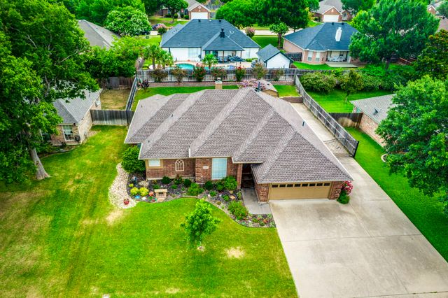 1624 Ross Drive, Midlothian, TX 76065