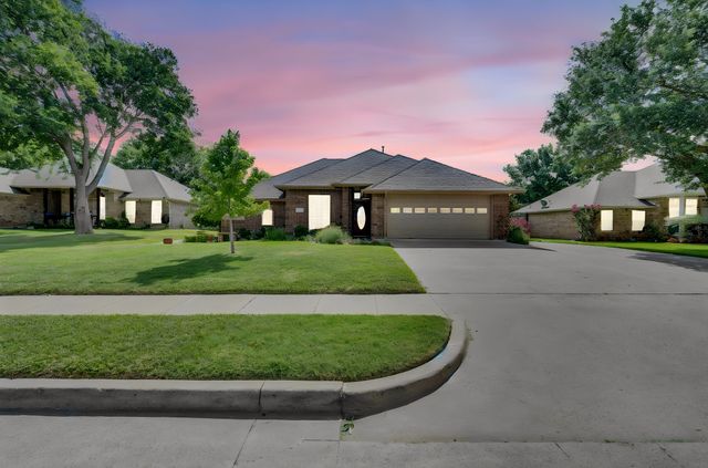 1624 Ross Drive, Midlothian, TX 76065