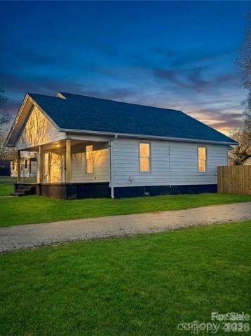 102 S Watterson Street, Kings Mountain, NC 28086