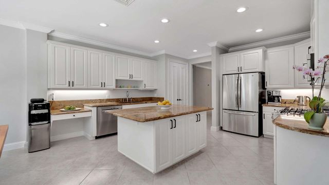 514 NW 13th Street, Delray Beach, FL 33444