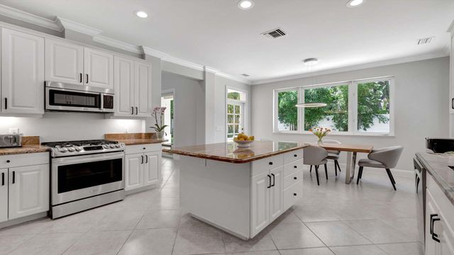 514 NW 13th Street, Delray Beach, FL 33444