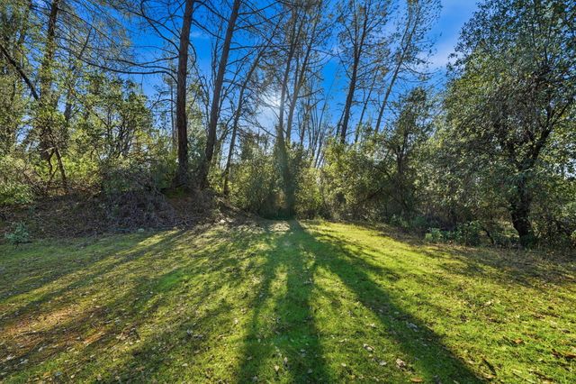 7766 Raven Road, Redding, CA 96001