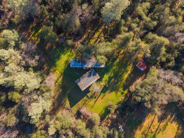 7766 Raven Road, Redding, CA 96001