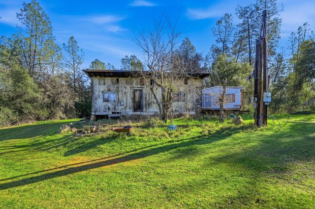 7766 Raven Road, Redding, CA 96001