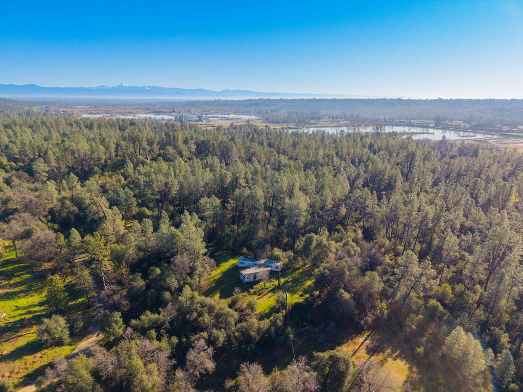 7766 Raven Road, Redding, CA 96001