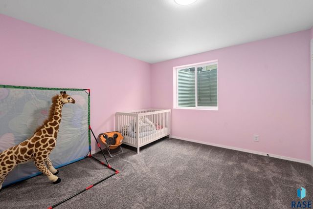 6205 S Dublin Ave Avenue, Sioux Falls, SD 57106