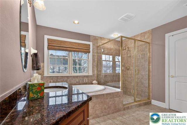 45 Crest Boulevard, Palmer Twp, PA 18045