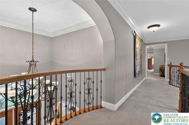 45 Crest Boulevard, Palmer Twp, PA 18045