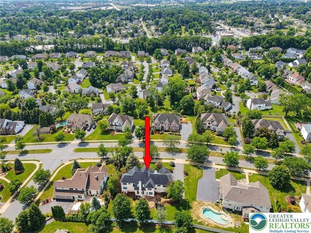 45 Crest Boulevard, Palmer Twp, PA 18045